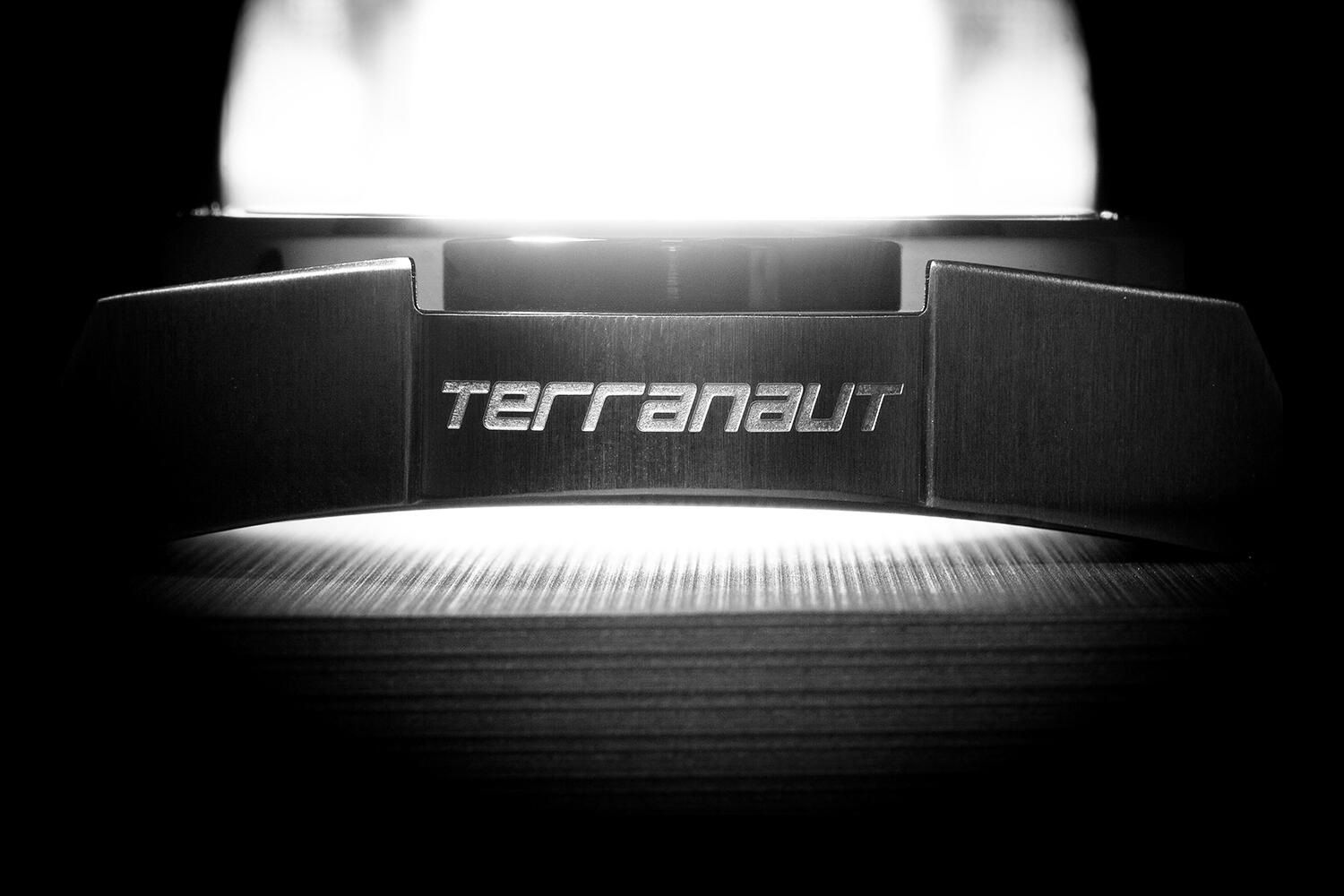 terranaut-xl-50mm-side